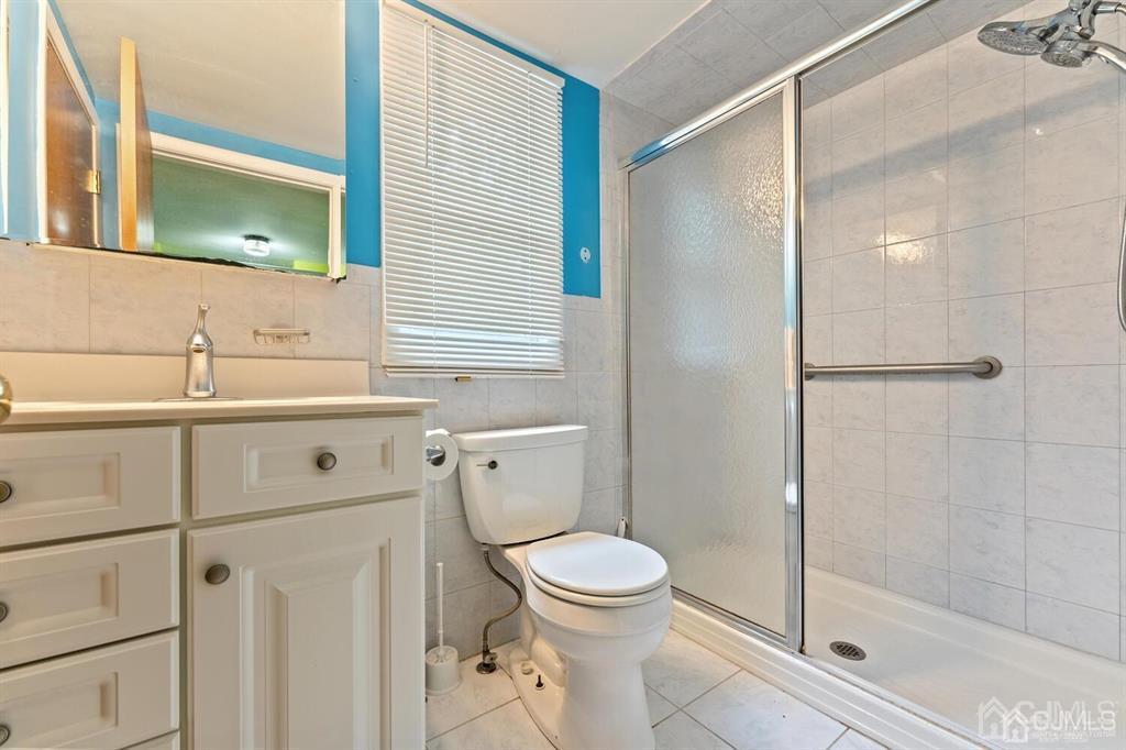 8 Kelly Street Metuchen NJ 08840