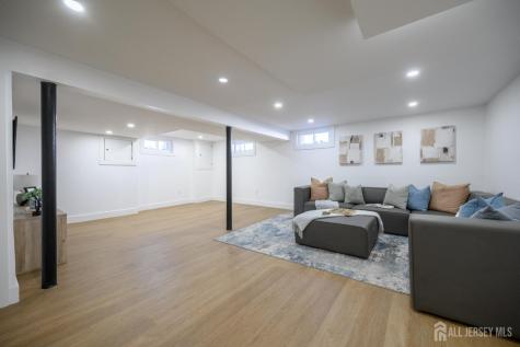 341 Forest Drive Union Twp NJ 07083