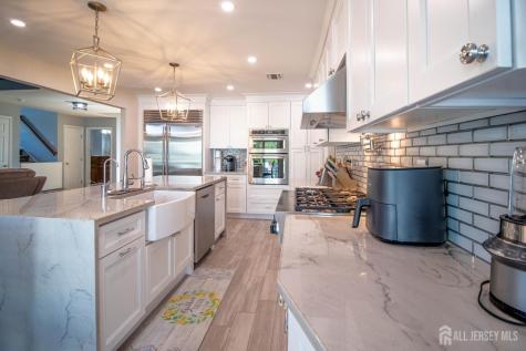 30 Brandon Avenue Monroe NJ 08831