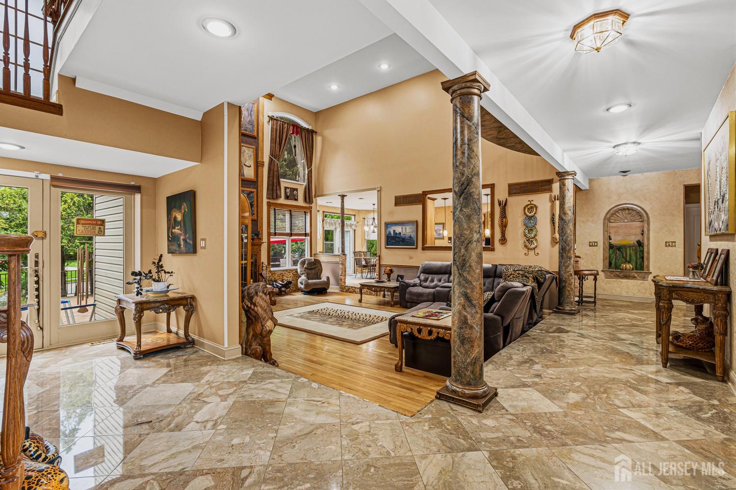 2 Lexington Court Monroe NJ 08831