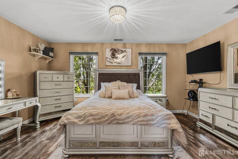 2 Lexington Court Monroe NJ 08831