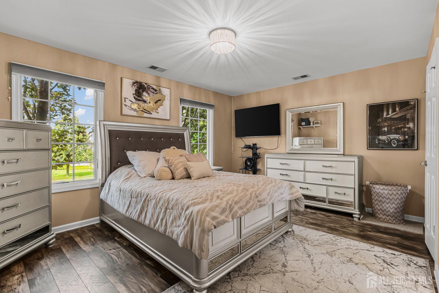 2 Lexington Court Monroe NJ 08831