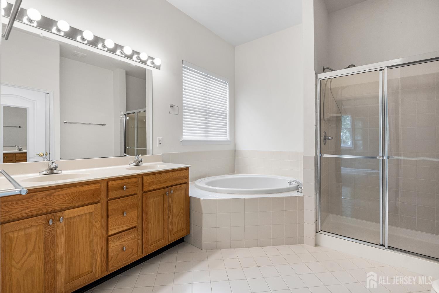3 Salem Street Plainsboro NJ 08536