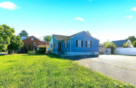 1708 Princeton Avenue Lawrence NJ 08648