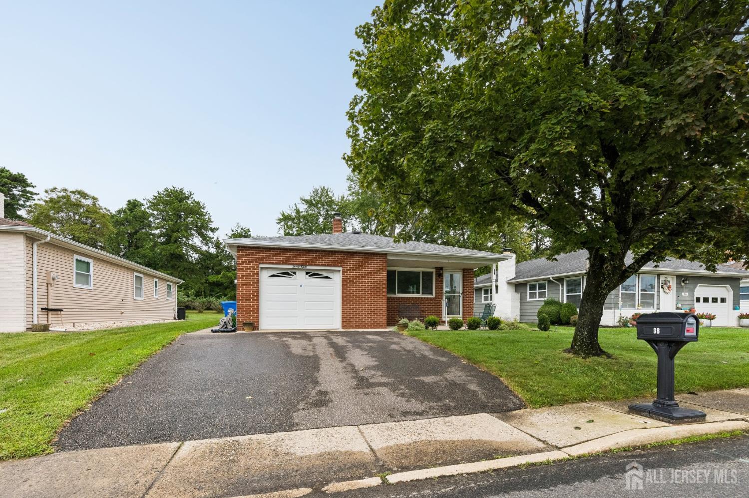 38 Biabou Drive Toms River NJ 08757