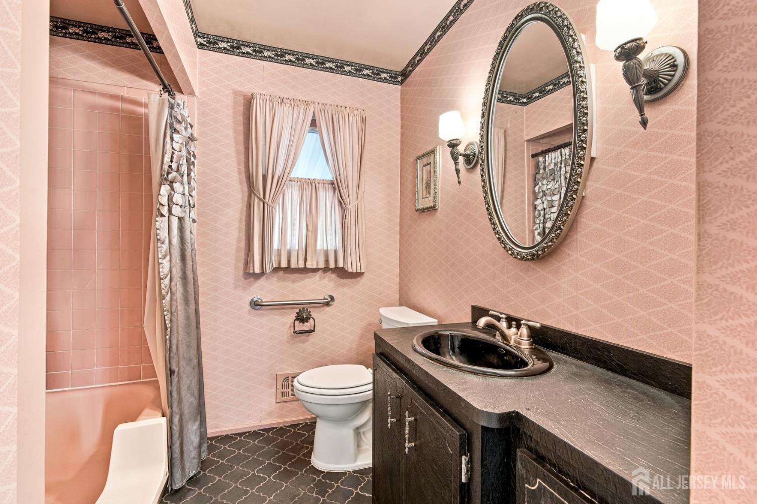 34 Barkalow Street South Amboy NJ 08879