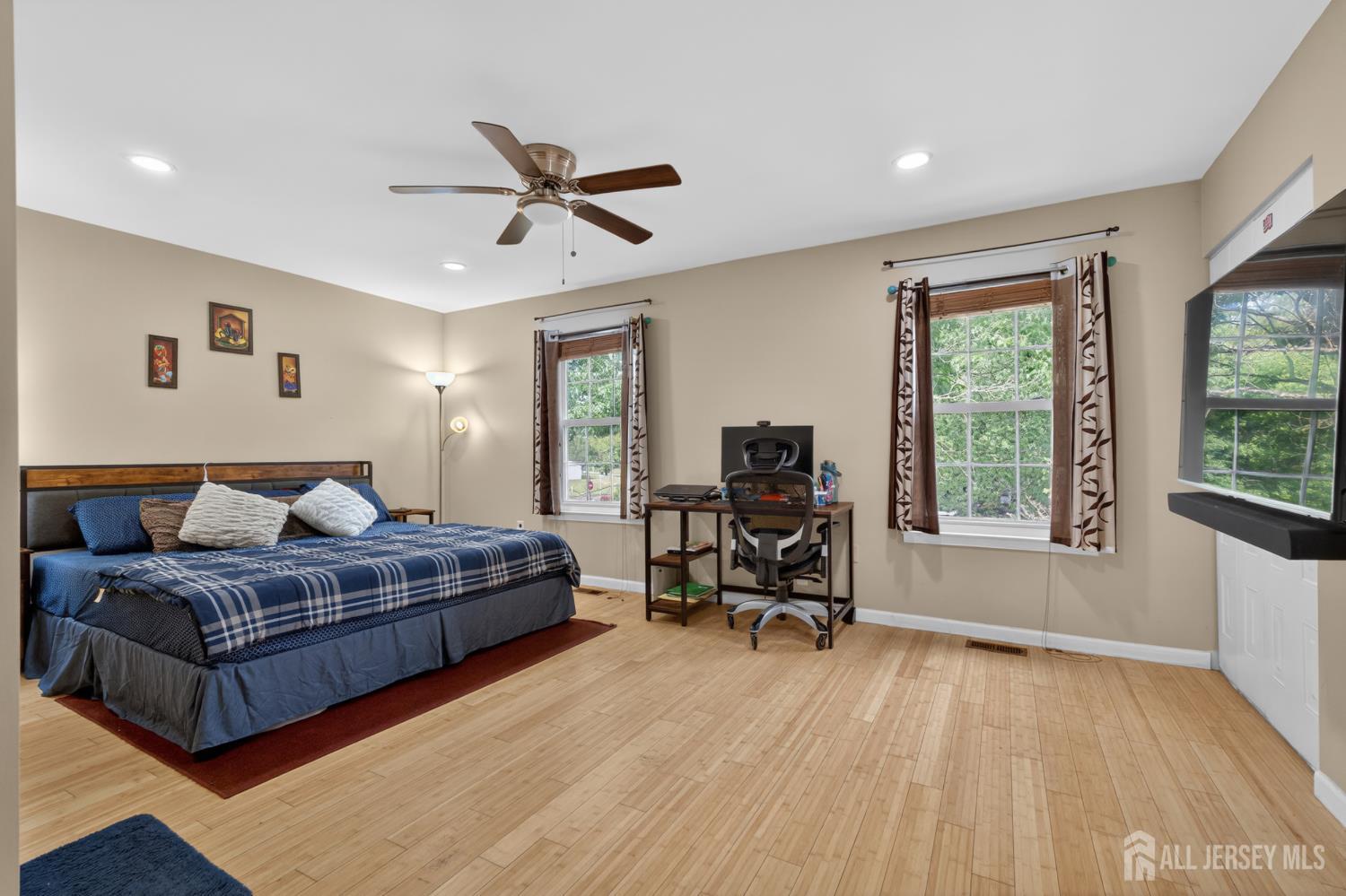 404 Mcdowell Drive East Brunswick NJ 08816