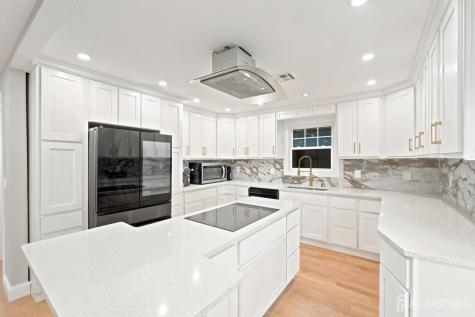 30 Linden Street Fords NJ 08863