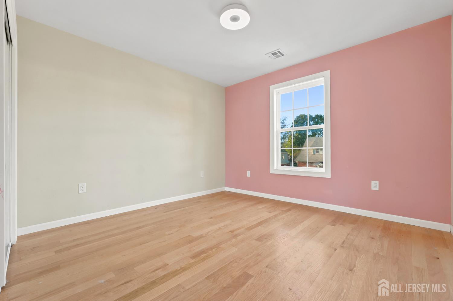 30 Linden Street Fords NJ 08863