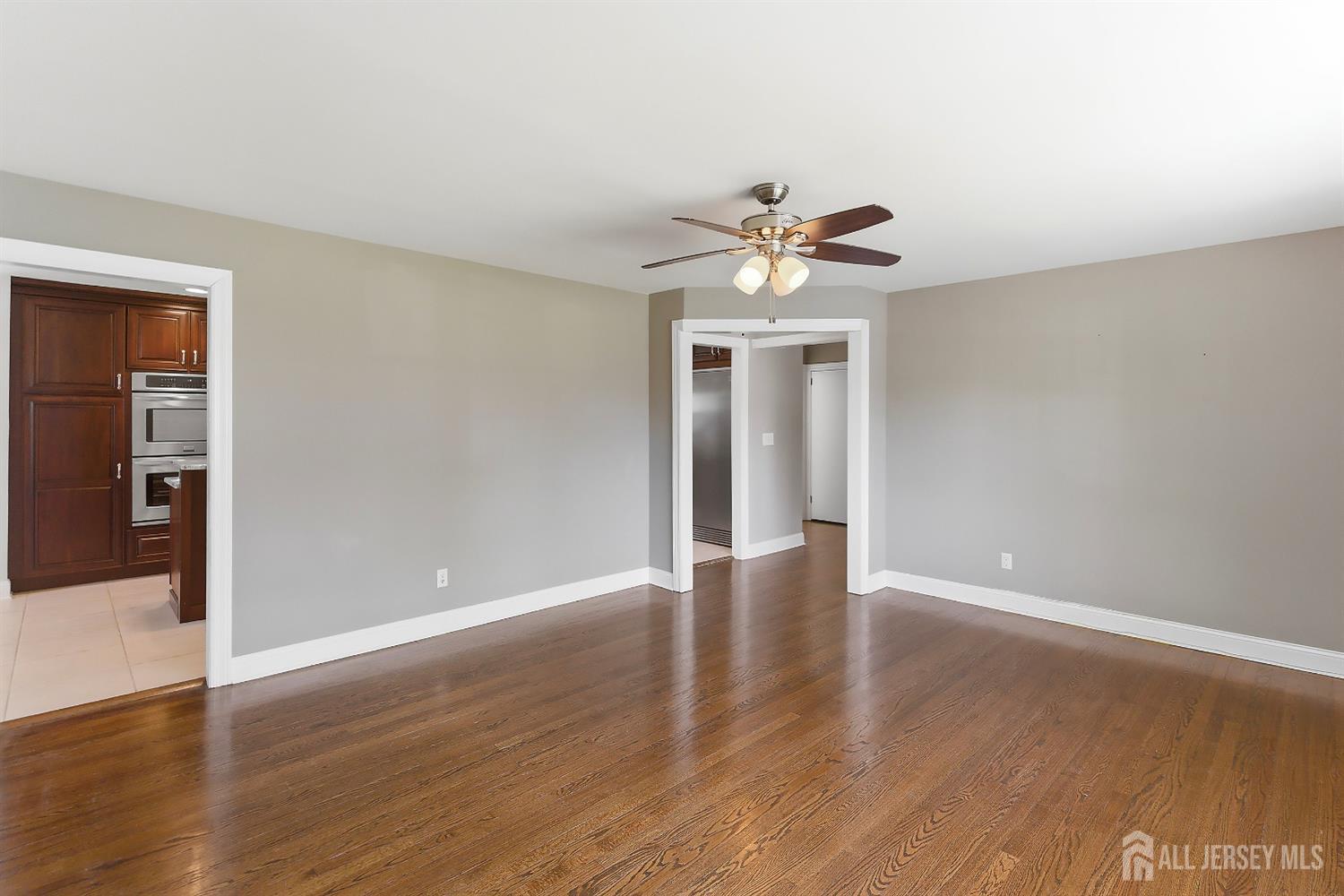 154 Mulberry Lane Middlesex NJ 08846