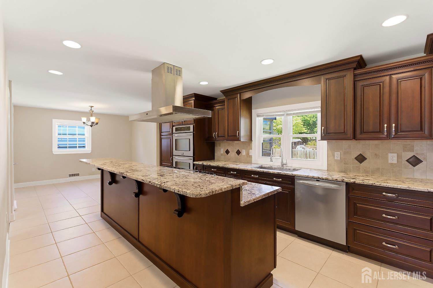 154 Mulberry Lane Middlesex NJ 08846