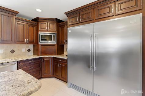 154 Mulberry Lane Middlesex NJ 08846