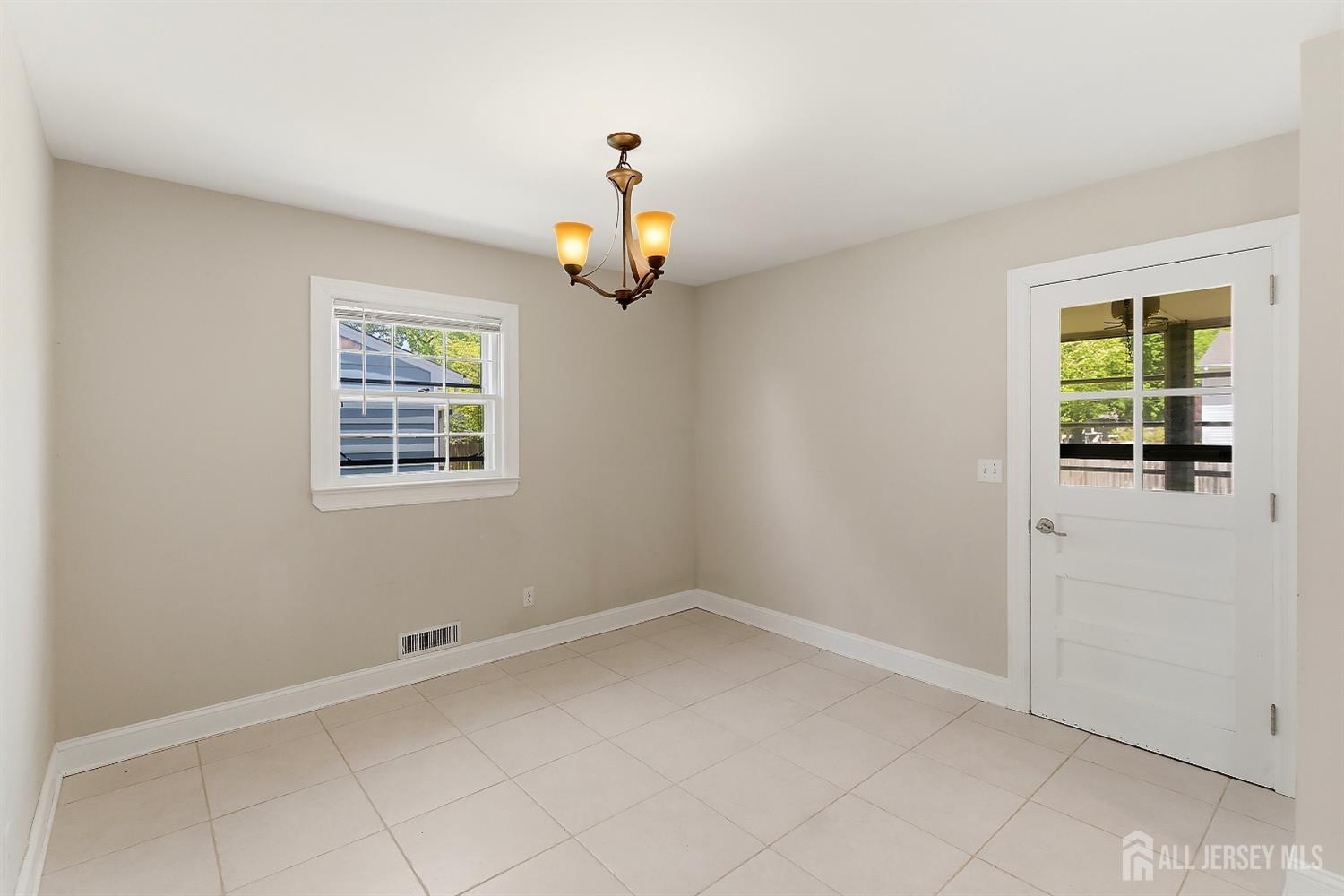 154 Mulberry Lane Middlesex NJ 08846