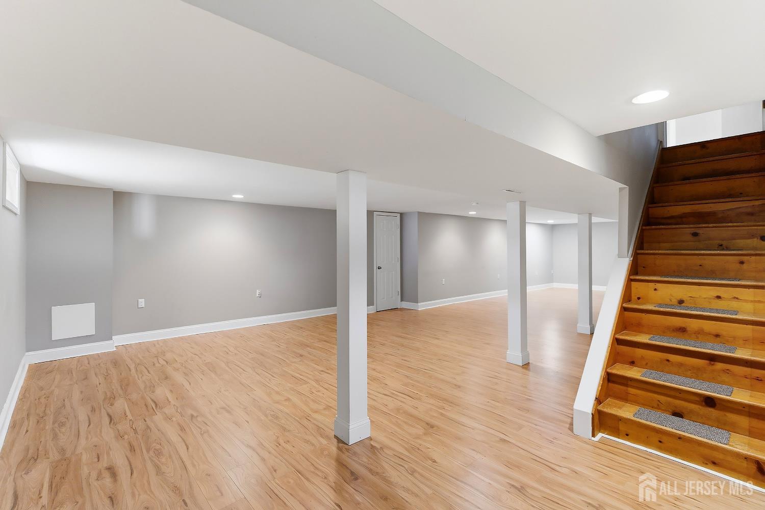 154 Mulberry Lane Middlesex NJ 08846