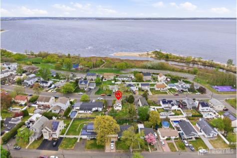 114 Ocean Boulevard Old Bridge NJ 07735