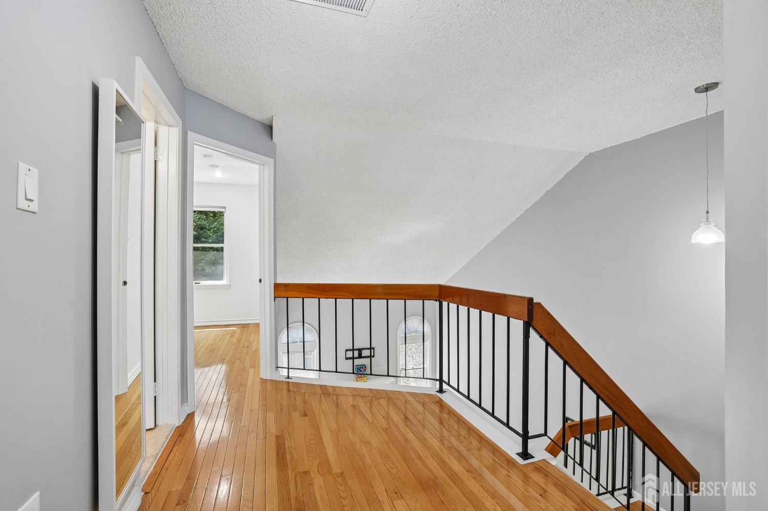 19 Dorchester Drive East Brunswick NJ 08816