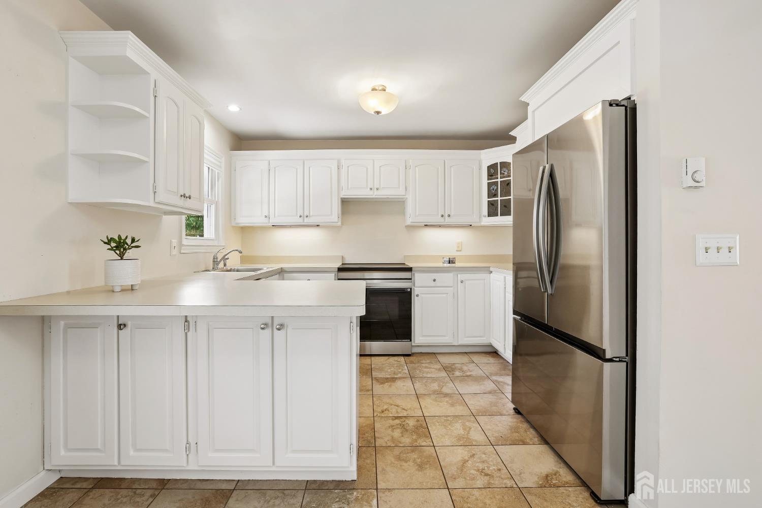 18 Carlton Avenue Monroe NJ 08331