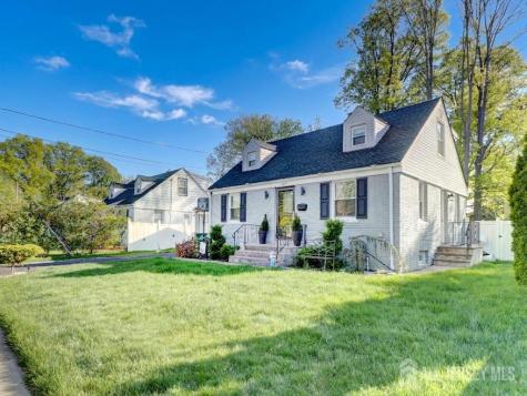 382 Douglas Road Roselle NJ 07203