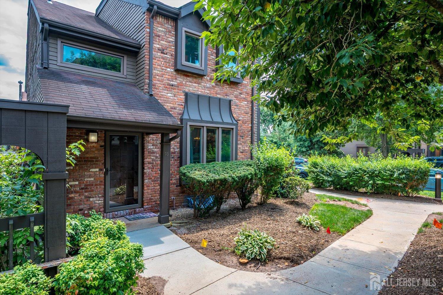 93 Riverbend Drive North Brunswick NJ 08902