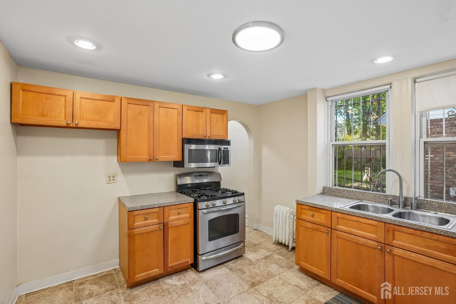14 Scheerer Avenue Newark NJ 07112