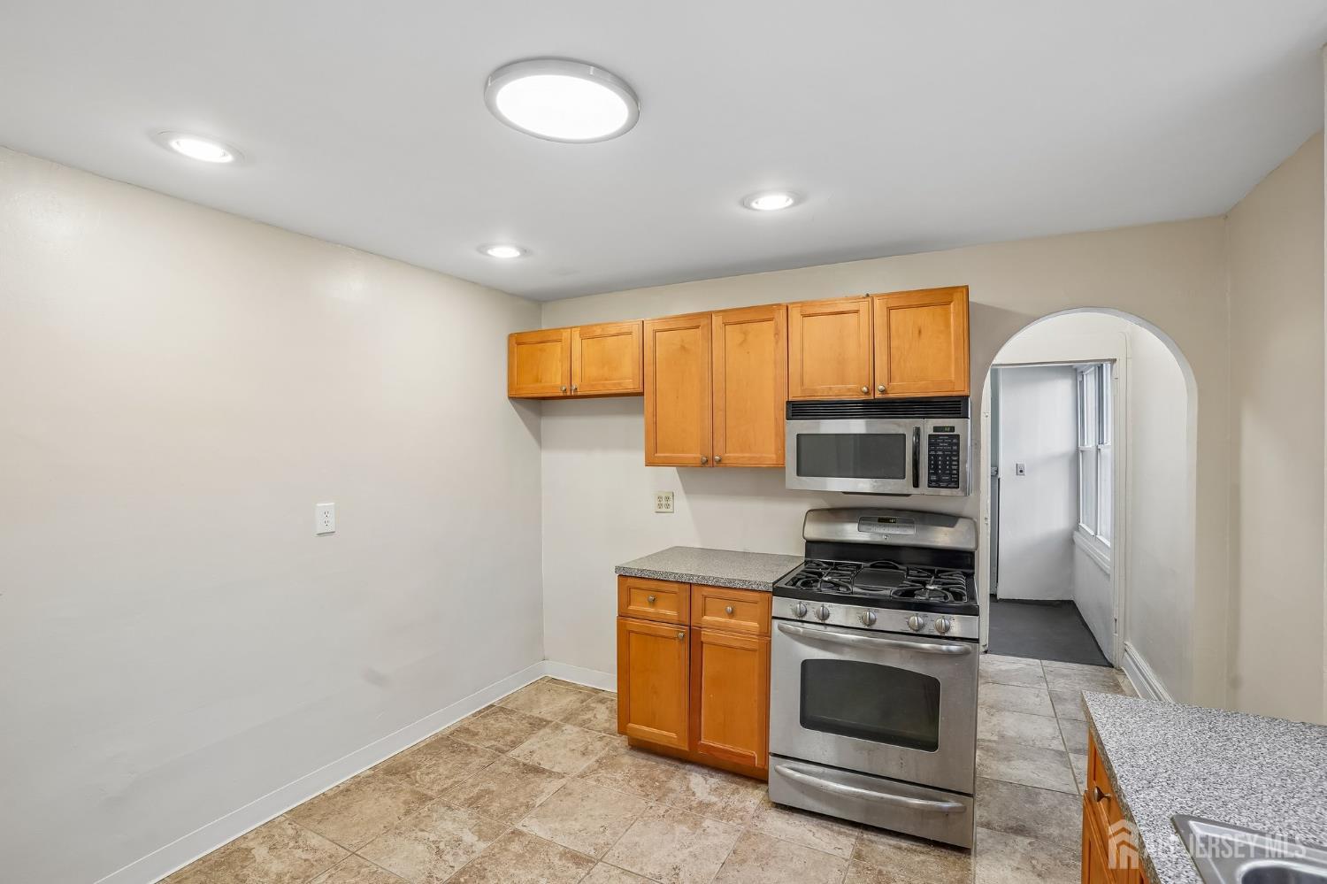 14 Scheerer Avenue Newark NJ 07112