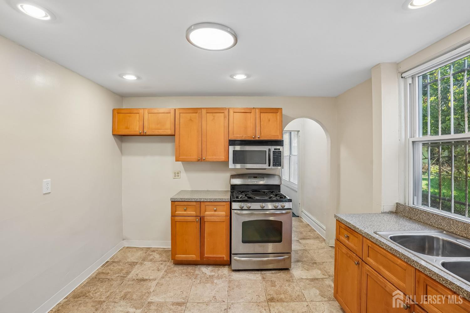 14 Scheerer Avenue Newark NJ 07112