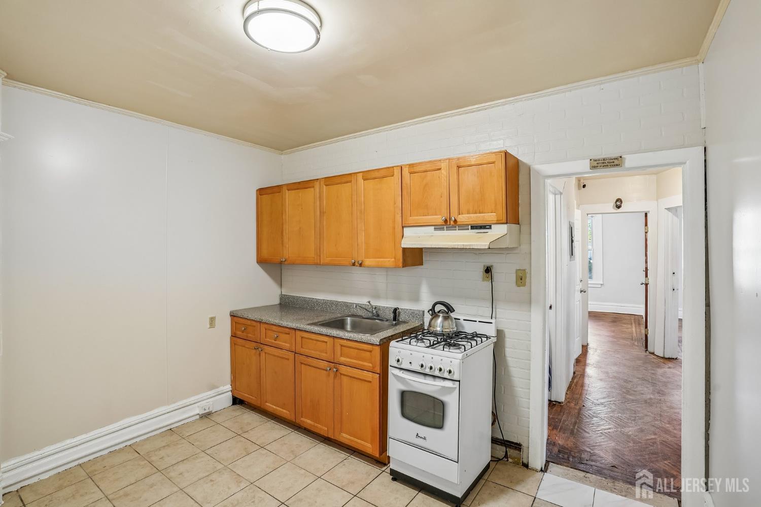 14 Scheerer Avenue Newark NJ 07112