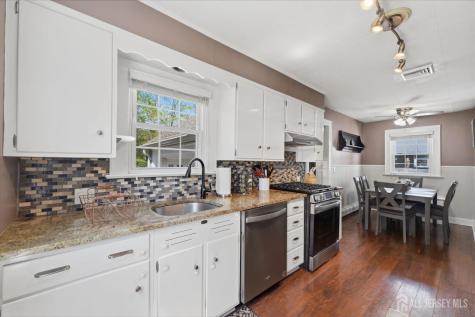 221 Maple Terrace North Plainfield NJ 07060