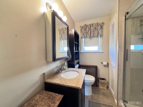 11 Lee Avenue Sayreville NJ 08879