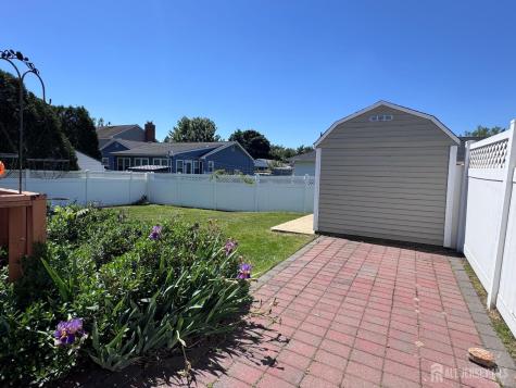 11 Lee Avenue Sayreville NJ 08879