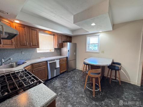 11 Lee Avenue Sayreville NJ 08879