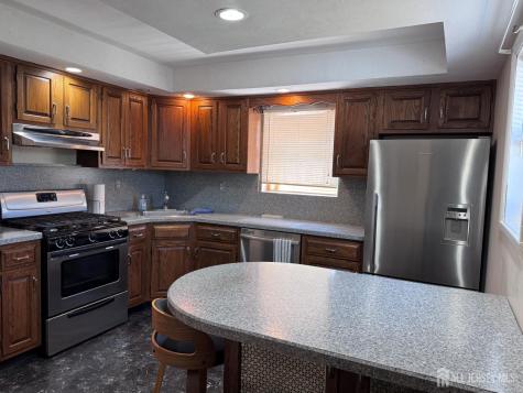11 Lee Avenue Sayreville NJ 08879