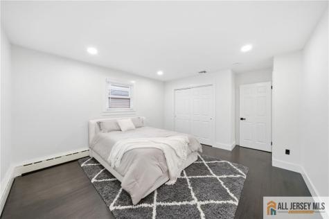 22 Macedulski Terrace South Amboy NJ 08879