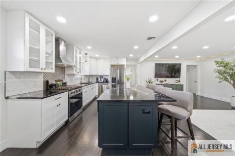 22 Macedulski Terrace South Amboy NJ 08879