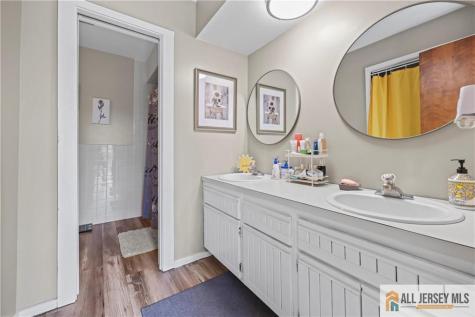 176 Stonehill Road Freehold Twp NJ 07728