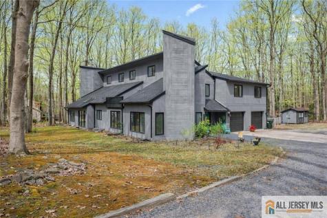 176 Stonehill Road Freehold Twp NJ 07728