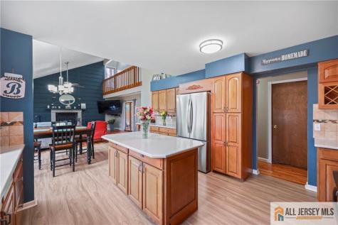 176 Stonehill Road Freehold Twp NJ 07728