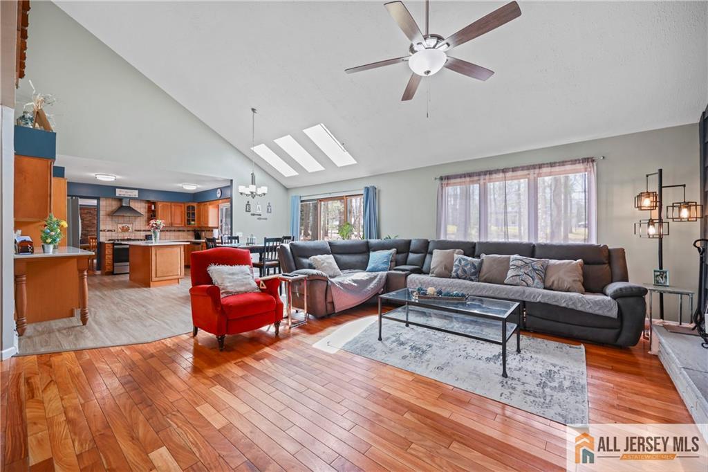 176 Stonehill Road Freehold Twp NJ 07728