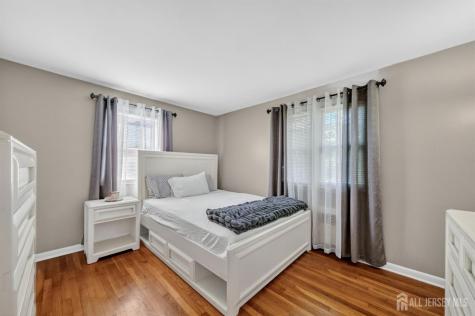 729 Walnut Street Dunellen NJ 08812