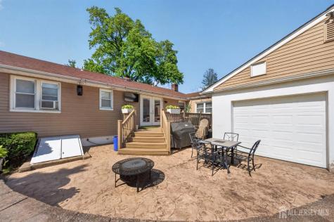 729 Walnut Street Dunellen NJ 08812
