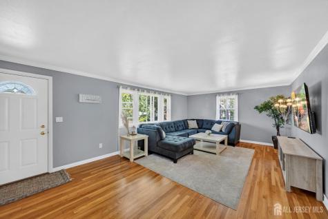 729 Walnut Street Dunellen NJ 08812