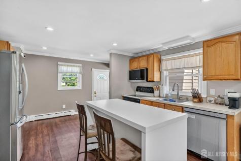 729 Walnut Street Dunellen NJ 08812