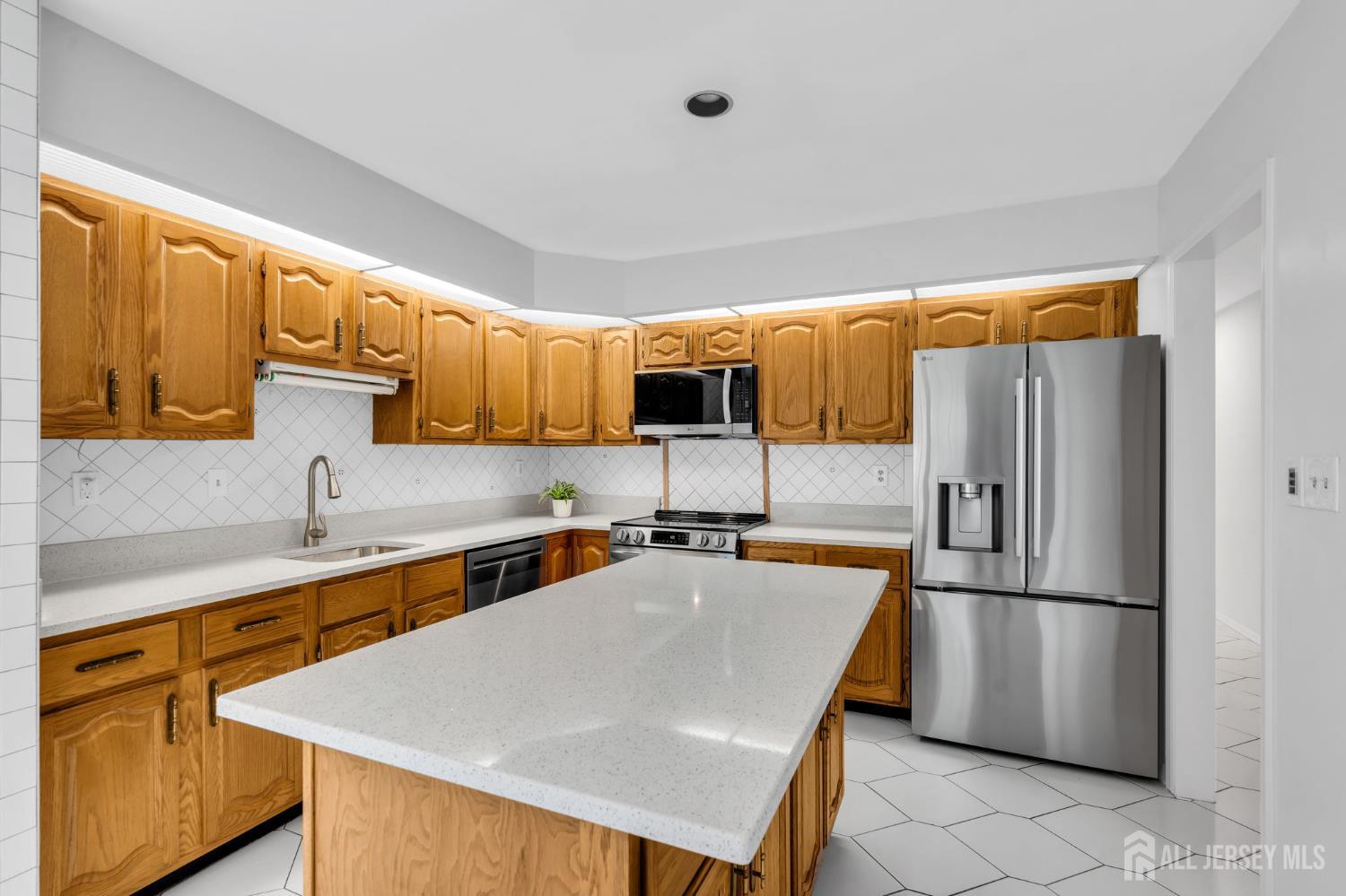6 Rutherford Hayes Drive Monroe NJ 08831