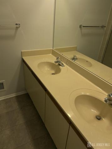 251 Hyde Park Road Franklin NJ 08873