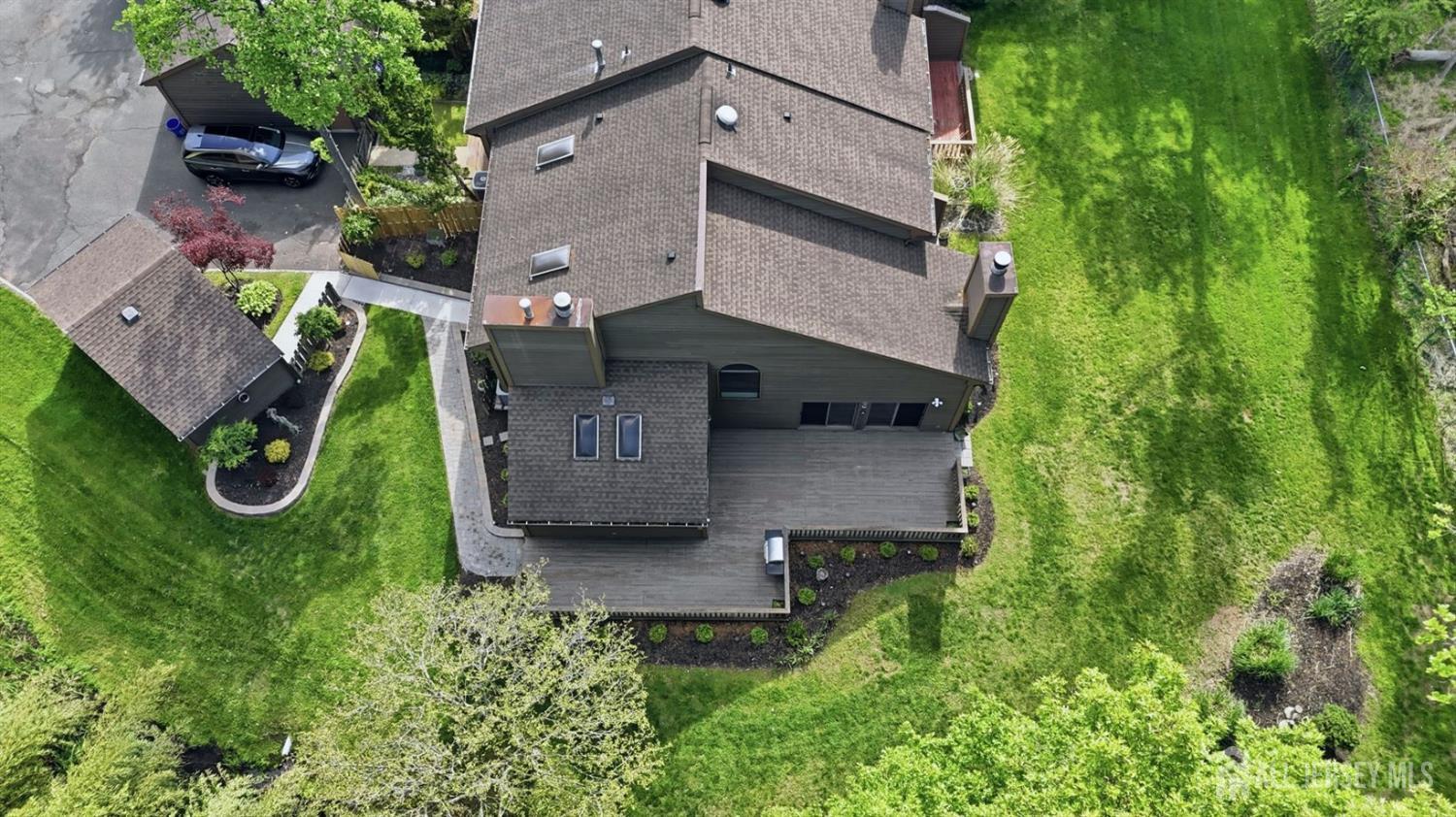 208 Hidden Hollow Court Edison NJ 08820