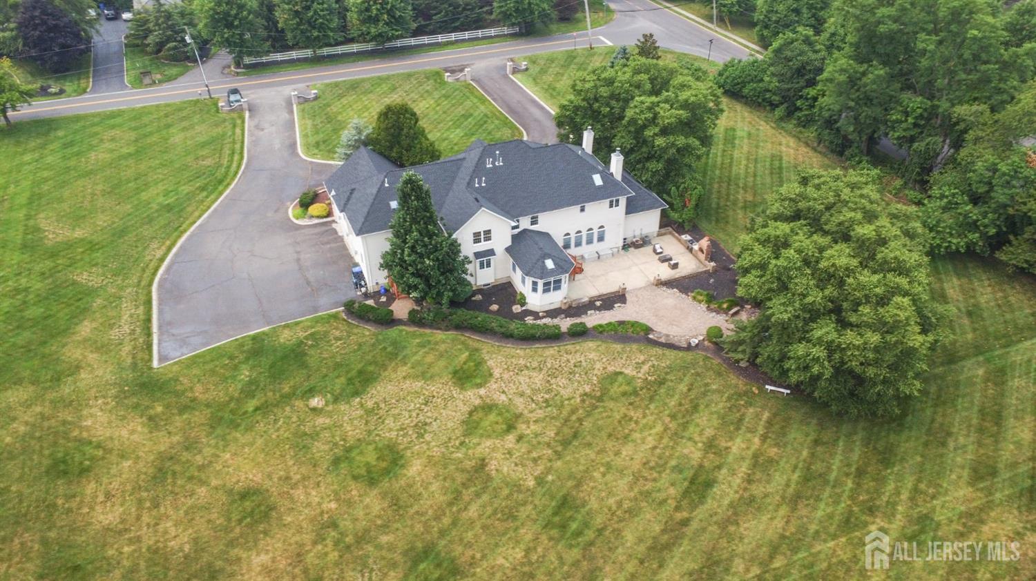 42 Indian Path Monroe NJ 08831