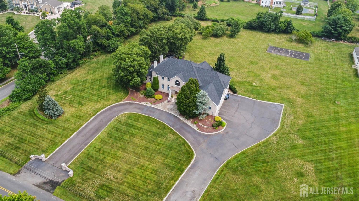 42 Indian Path Monroe NJ 08831