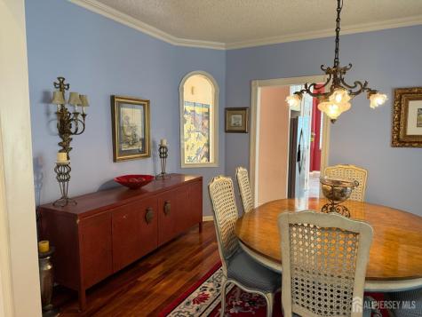 8 Wakefield Court Monroe NJ 08831