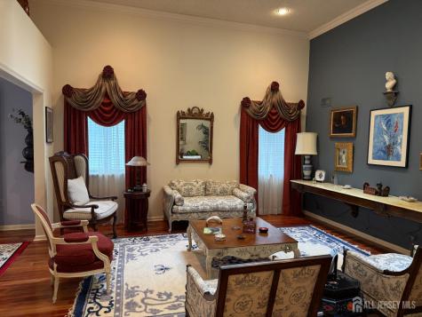 8 Wakefield Court Monroe NJ 08831