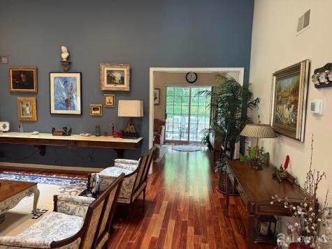 8 Wakefield Court Monroe NJ 08831